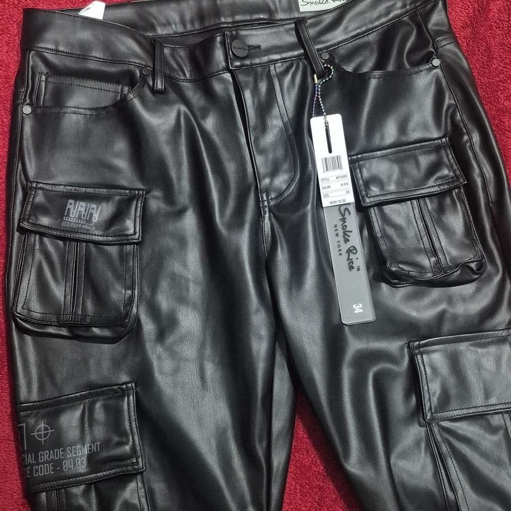 Smoke Rise Men's Stacked Flare Cargo Pants - Black - Picture 5 of 8